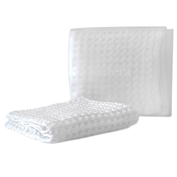Silverthread Hand Towels - White
